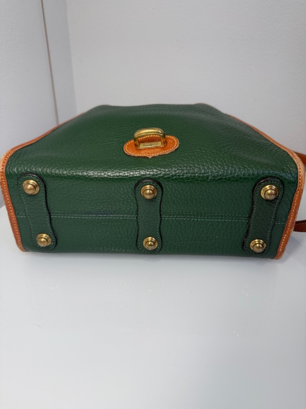 Vintage Dooney & Bourke Essex - Green Pebbled Leather Crossbody with Brown Trim - Picture 10 of 13